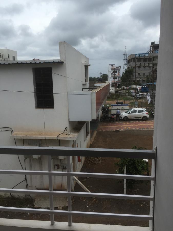 Joshi Yatri Niwas Ξενοδοχείο Kolhapur Εξωτερικό φωτογραφία