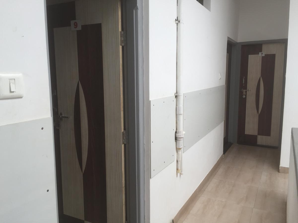 Joshi Yatri Niwas Ξενοδοχείο Kolhapur Εξωτερικό φωτογραφία