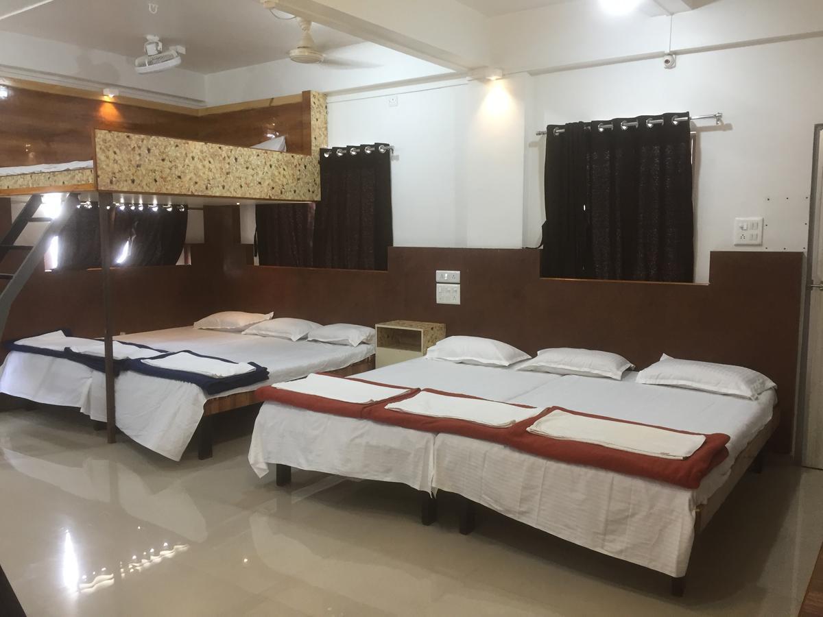 Joshi Yatri Niwas Ξενοδοχείο Kolhapur Εξωτερικό φωτογραφία